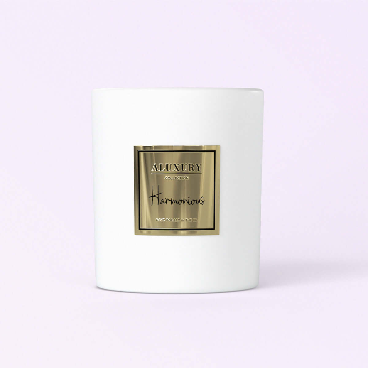 Harmonious luxury scented candle made with essential oils by ALUXURY