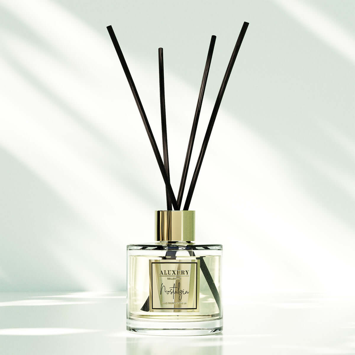 Nostalgia luxury reed diffuser with black reeds by Aluxury