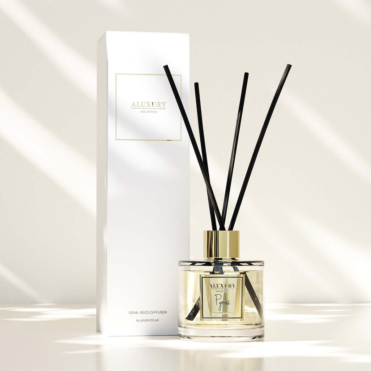 Pyrus luxury reed diffuser with black reeds with box by Aluxury