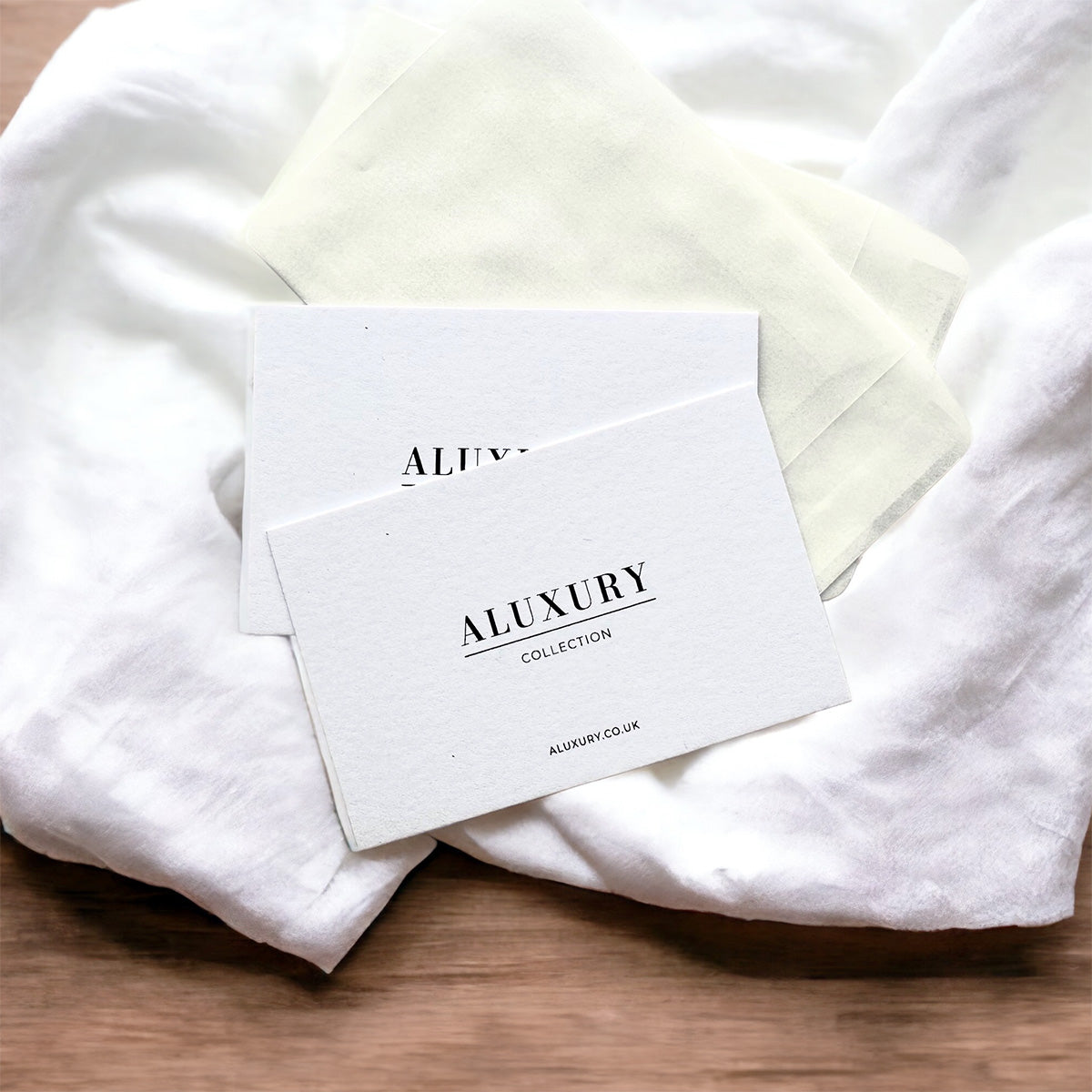 Aluxury Fragrance Sample Cards